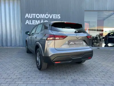 Nissan Qashqai 2023 - 20750 EUR, 61999 km - AUTO.MOTO.pt - 61999km - foto 6 de 15