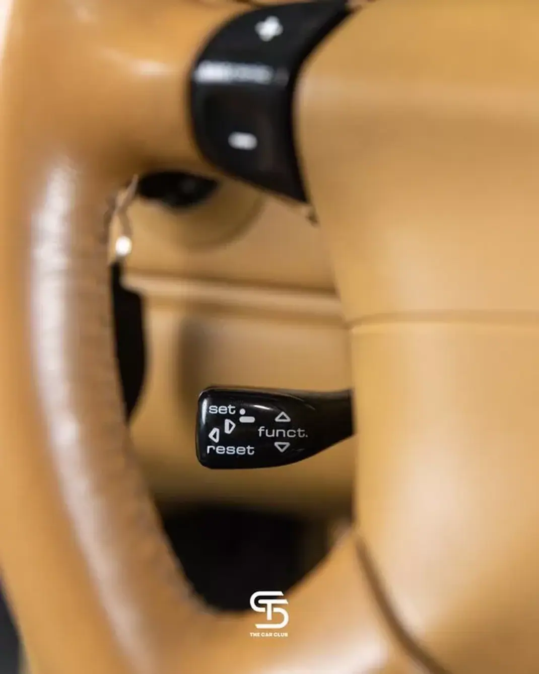 Porsche 996 1999 - 44450 EUR, 100000 km - AUTO.MOTO.pt - 100000km - foto 13 de 19