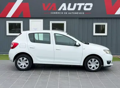 Dacia Sandero 2014 - 7900 EUR, 170000 km - 170000km - foto 6 de 12