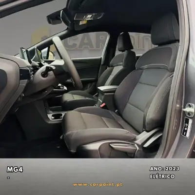 MG MG4 2023 - 24900 EUR, 20836 km - AUTO.MOTO.pt - 20836km - foto 7 de 10