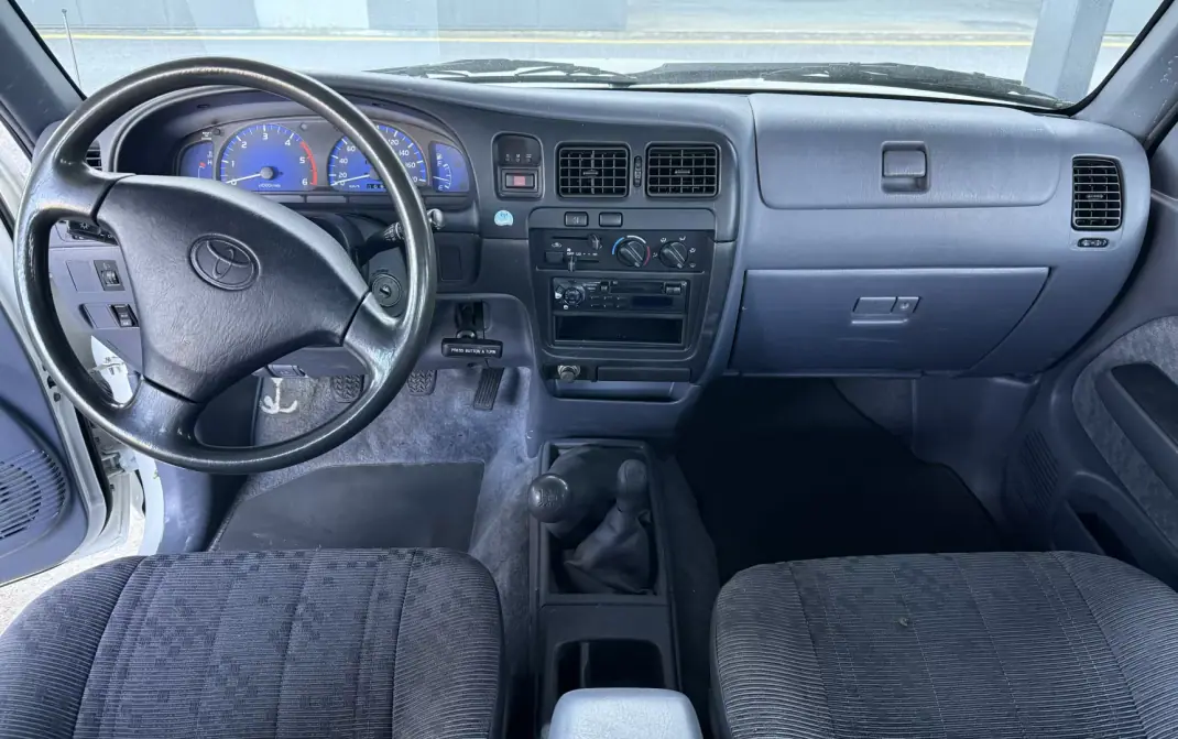 Toyota 2005 - 17500 EUR, 109000 km - AUTO.MOTO.pt - 109000km - foto 7 de 8