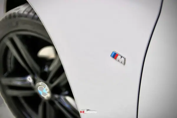 BMW 118 2014 - 16250 EUR, 165000 km - AUTO.MOTO.pt - 165000km - foto 9 de 42