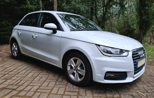 Audi A1 Sportback 2018 - 16950 EUR, 150000 km - AUTO.MOTO.pt - 150000km - foto 6 de 14