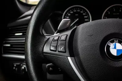 BMW X6 ActiveHybrid 2010 - 23990 EUR, 173745 km - AUTO.MOTO.pt - 173745km - foto 13 de 40