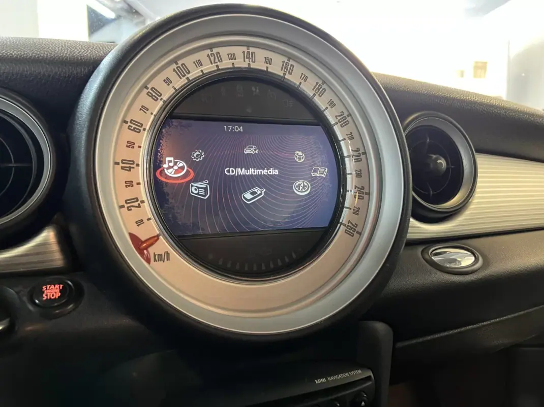 MINI 3 Portas 2012 - 6990 EUR, 185000 km - AUTO.MOTO.pt - 185000km - foto 26 de 41
