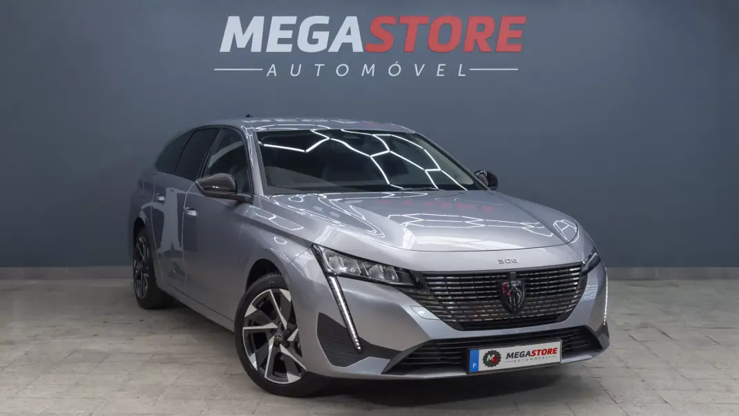 Peugeot 308 SW 2024 - 22900 EUR, 18000 km - AUTO.MOTO.pt - 18000km - foto 1 de 31
