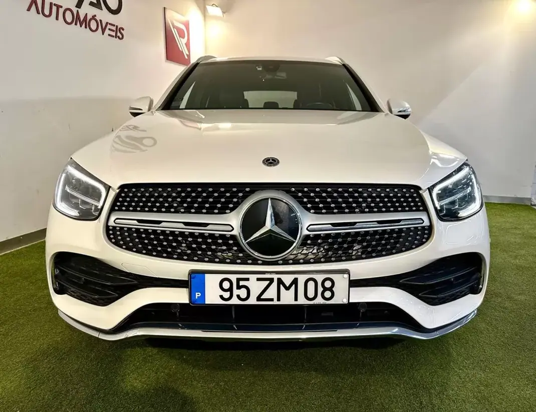 Mercedes-Benz GLC 220 2019 - 34950 EUR, 179000 km - AUTO.MOTO.pt - 179000km - foto 2 de 36