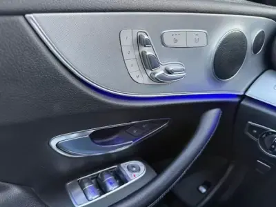 Mercedes-Benz E 220 2017 - 31950 EUR, 241000 km - AUTO.MOTO.pt - 241000km - foto 37 de 51