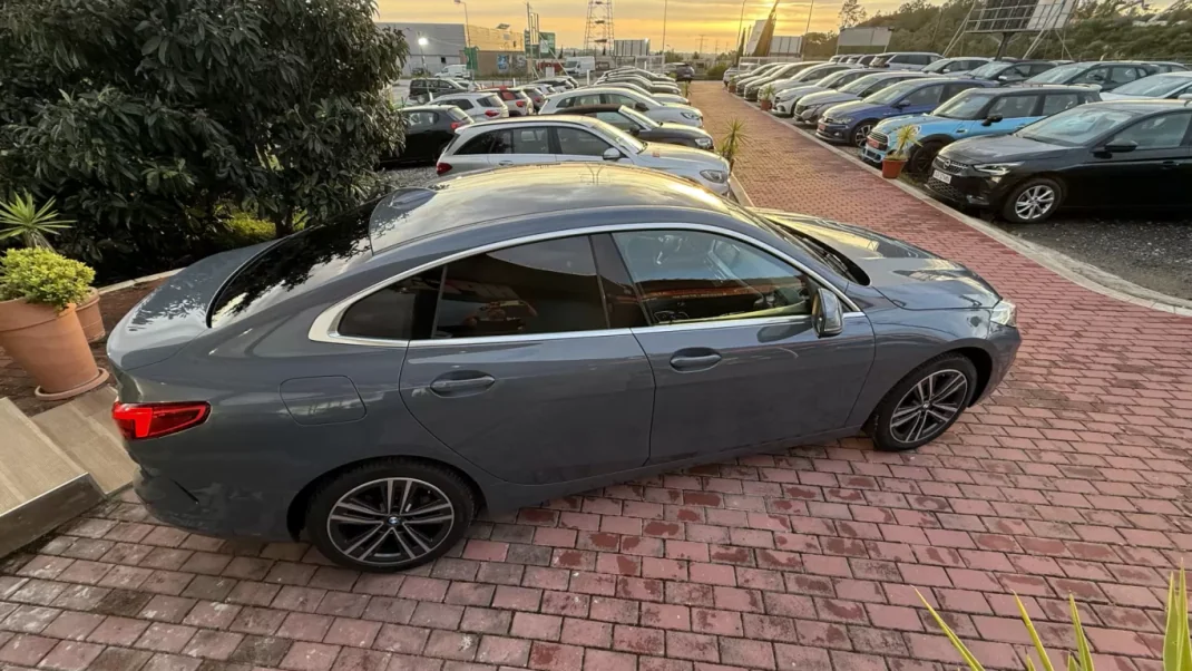 BMW 216 Gran Coupé 2022 - 27990 EUR, 122000 km - AUTO.MOTO.pt - 122000km - foto 20 de 43