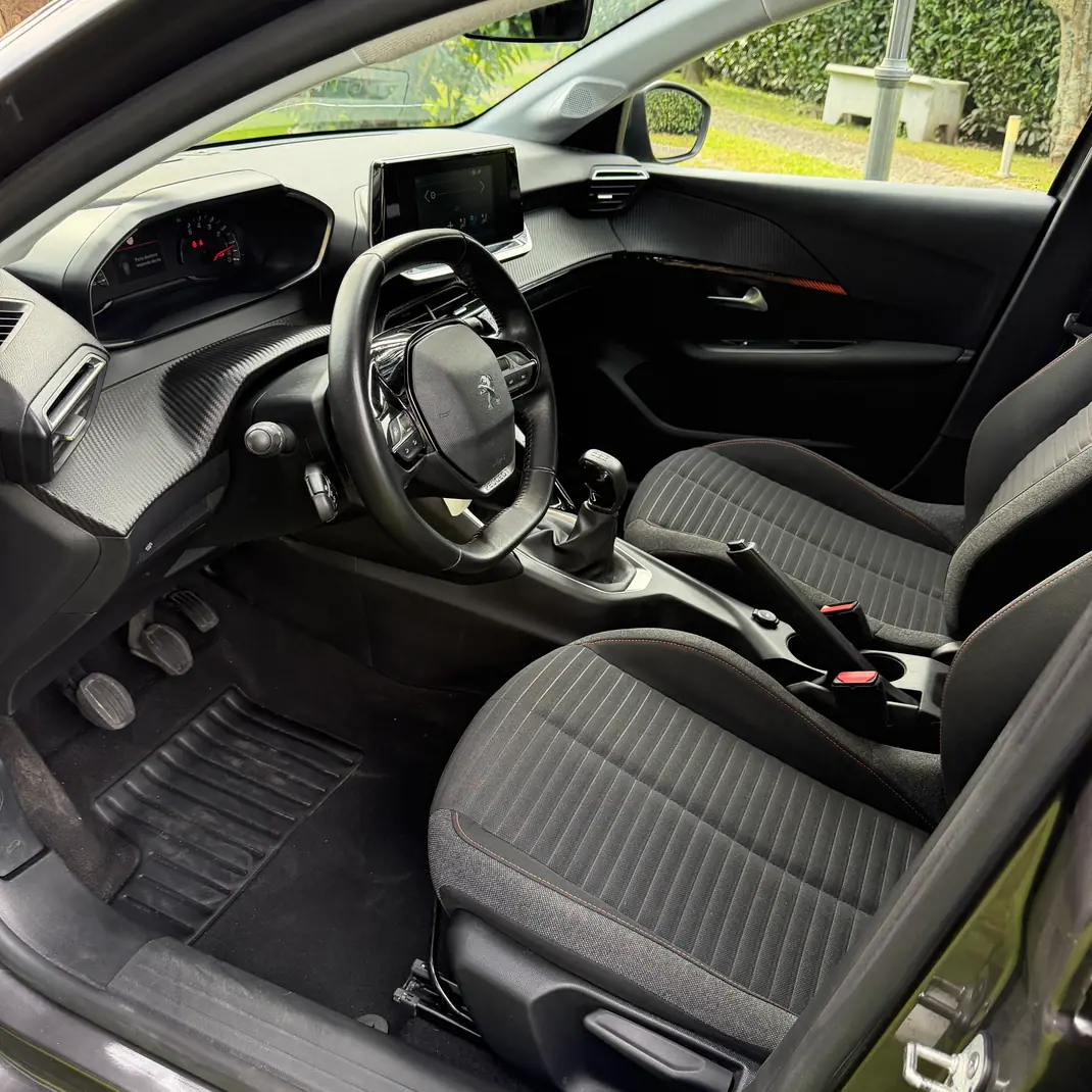 Peugeot 208 2022 - 13990 EUR, 50 km - AUTO.MOTO.pt - 50km - foto 5 de 14