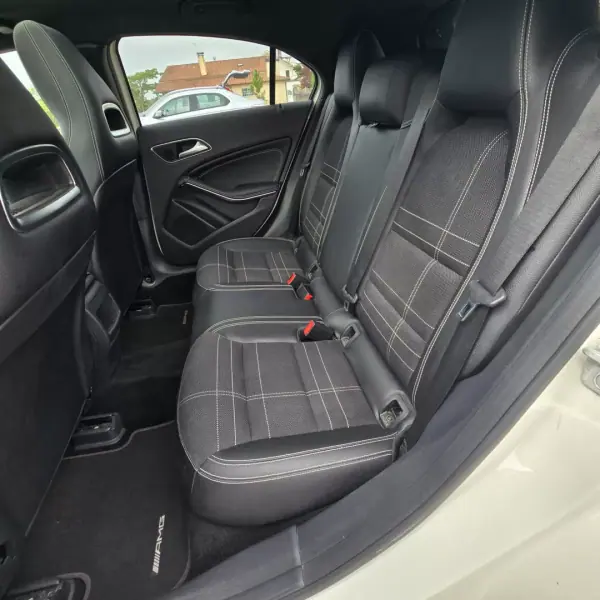 Mercedes-Benz A 180 2017 - 16750 EUR, 131790 km - 131790km - foto 18 de 20