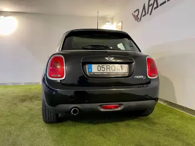 MINI 5 Portas 2016 - 12500 EUR, 146000 km - AUTO.MOTO.pt - 146000km - foto 4 de 32