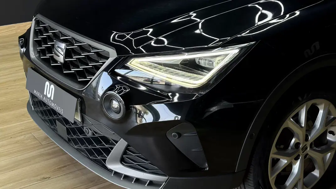 SEAT Arona 2023 - 16990 EUR, 30000 km - AUTO.MOTO.pt - 30000km - foto 4 de 42