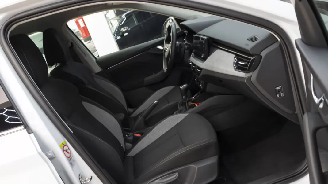 Skoda Kamiq 2024 - 18850 EUR, 54000 km - AUTO.MOTO.pt - 54000km - foto 12 de 33