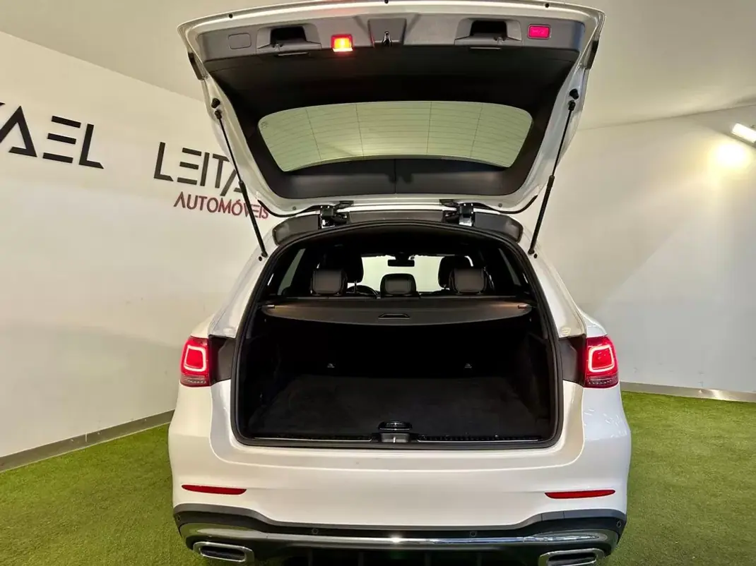 Mercedes-Benz GLC 220 2019 - 34950 EUR, 179000 km - AUTO.MOTO.pt - 179000km - foto 32 de 36