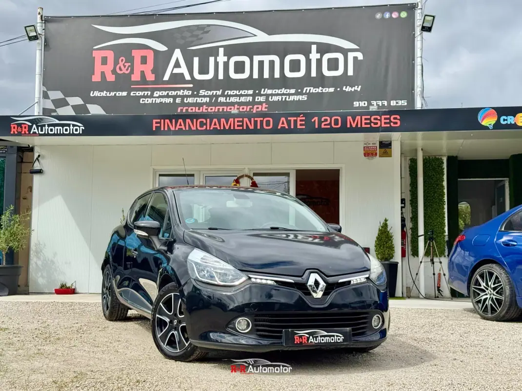 Renault Clio 2015 - 10990 EUR, 140000 km - AUTO.MOTO.pt - 140000km - foto 1 de 12