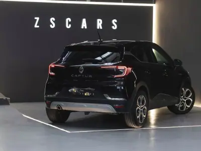 Renault Captur 2021 - 14990 EUR, 112500 km - AUTO.MOTO.pt - 112500km - foto 5 de 18