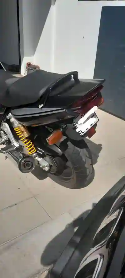Yamaha XJR1300 1996 - 4950 EUR, 31000 km - foto 2 de 10
