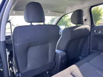 Citroën C4 Cactus 2018 - 11900 EUR, 180000 km - AUTO.MOTO.pt - 180000km - foto 41 de 47