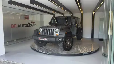 Jeep Wrangler Unlimited 2018 - 49500 EUR, 104894 km - AUTO.MOTO.pt - 104894km - foto 13 de 63