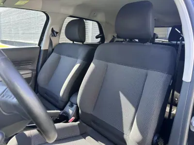 Citroën C4 Cactus 2018 - 11900 EUR, 180000 km - AUTO.MOTO.pt - 180000km - foto 28 de 47
