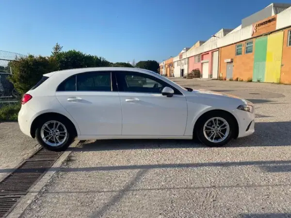 Mercedes-Benz A 180 2019 - 20947 EUR, 127450 km - AUTO.MOTO.pt - 127450km - foto 4 de 20