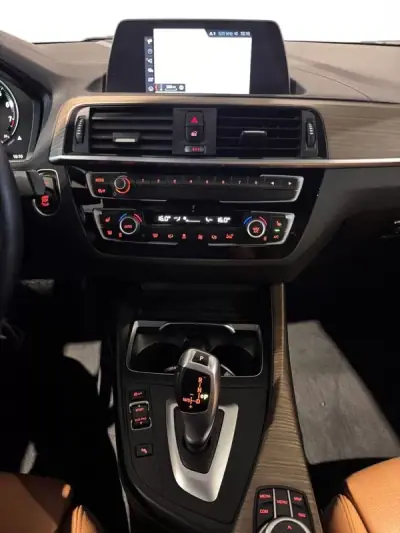 BMW 218 2019 - 24900 EUR, 136300 km - AUTO.MOTO.pt - 136300km - foto 24 de 59