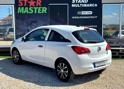 Opel Corsa 2018 - 6450 EUR, 214881 km - AUTO.MOTO.pt - 214881km - foto 6 de 15
