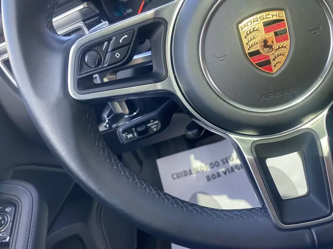 Porsche Macan 2017 - 60900 EUR, 83500 km - AUTO.MOTO.pt - 83500km - foto 9 de 20