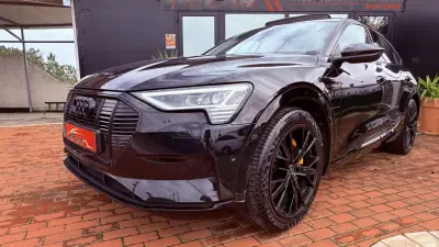 Audi e-tron Sportback 2020 - 31990 EUR, 80000 km - AUTO.MOTO.pt - 80000km - foto 41 de 43
