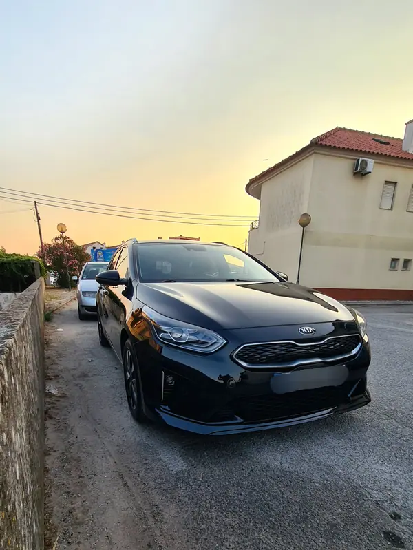 Kia Ceed SW 1.6 GDi PHEV Drive 6DCT 2022 Híbrido Plug-In