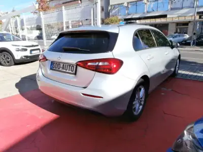 Mercedes-Benz A 180 2019 — foto 5 de 31