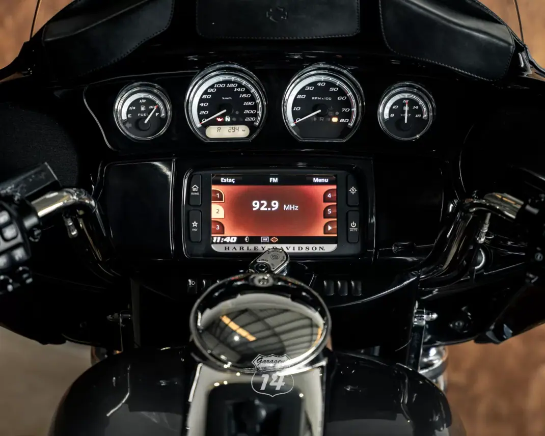 Harley-Davidson Electra Glide Ultra Classic 2014 - 18990 EUR, 24980 km - AUTO.MOTO.pt - 24980km - foto 14 de 46
