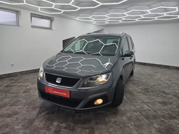 SEAT Alhambra 2011 - 12650 EUR, 216141 km - AUTO.MOTO.pt - 216141km - foto 4 de 51
