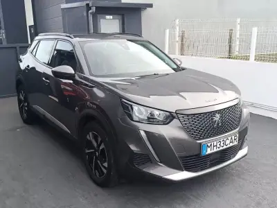 Peugeot 2008 2020 - 15900 EUR, 124990 km - AUTO.MOTO.pt - 124990km - foto 3 de 37