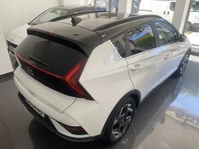 Hyundai Bayon 2024 - 21290 EUR, 29945 km - AUTO.MOTO.pt - 29945km - foto 22 de 30