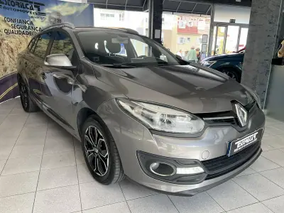 Renault Mégane Sport Tourer 2018 - 6900 EUR, 227985 km - AUTO.MOTO.pt - 227985km - foto 2 de 13