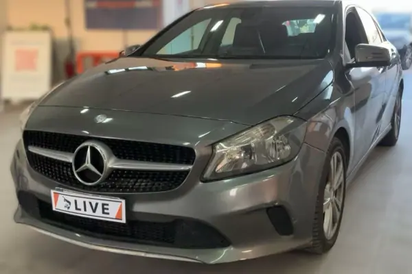 Mercedes-Benz A 180 2016 - 15750 EUR, 177800 km - AUTO.MOTO.pt - 177800km - foto 10 de 10