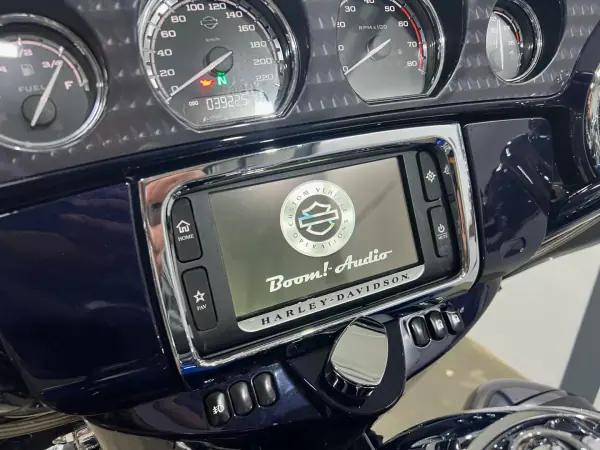 Harley-Davidson FLHTC 2014 - 20900 EUR, 39000 km - AUTO.MOTO.pt - 39000km - foto 24 de 27
