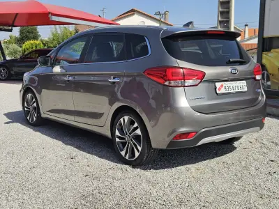 Kia Carens 2018 - 17700 EUR, 104900 km - AUTO.MOTO.pt - 104900km - foto 6 de 52