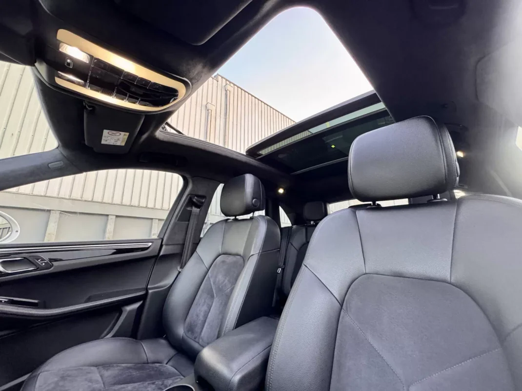 Porsche Macan 2016 - 45990 EUR, 132000 km - AUTO.MOTO.pt - 132000km - foto 31 de 34