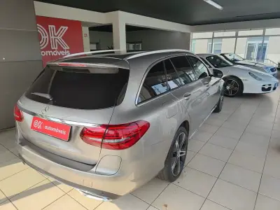 Mercedes-Benz C 300 2020 - 25750 EUR, 107000 km - AUTO.MOTO.pt - 107000km - foto 10 de 42