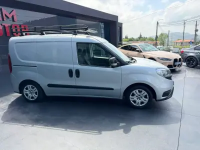 Fiat DOBLO CARGO 1.3 MULTIJET EASY 2017 - 6900 EUR, 204000 km - AUTO.MOTO.pt - 204000km - foto 3 de 5
