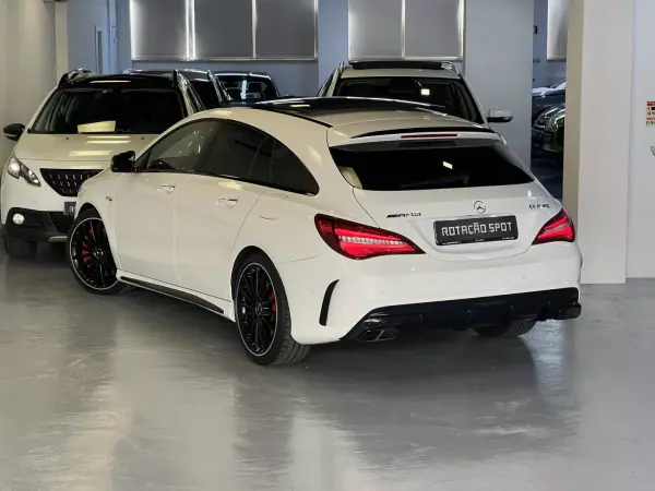 Mercedes-Benz CLA 45 AMG 2019 - 39990 EUR, 95000 km - AUTO.MOTO.pt - 95000km - foto 4 de 57