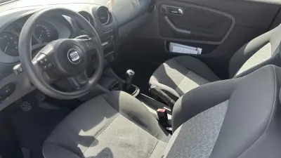 SEAT Ibiza 2008 - 3950 EUR, 125000 km - AUTO.MOTO.pt - 125000km - foto 12 de 23