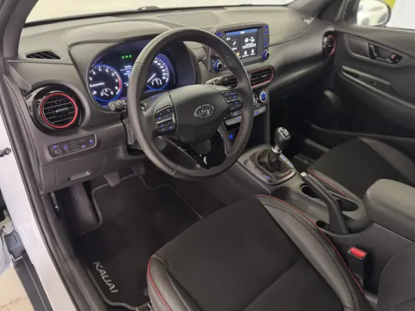 Hyundai Kauai 2019 - 15450 EUR, 78421 km - AUTO.MOTO.pt - 78421km - foto 22 de 37