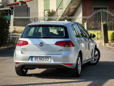 Volkswagen Golf 2013 - 10800 EUR, 256000 km - AUTO.MOTO.pt - 256000km - foto 2 de 12