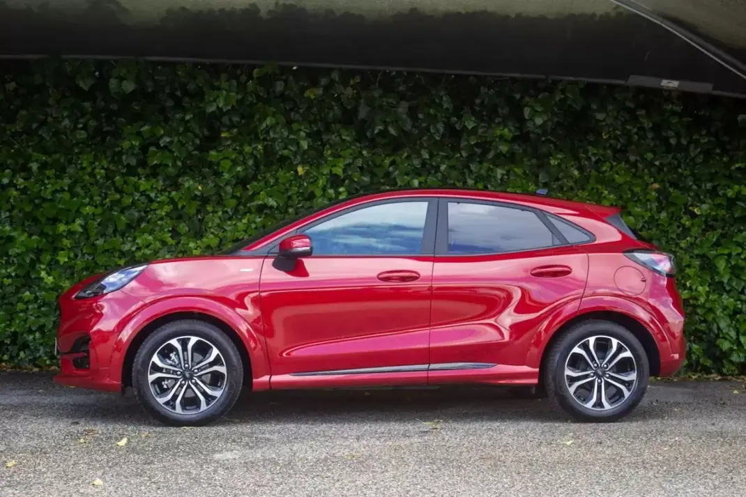 Ford Puma 2023 - 22500 EUR, 7500 km - AUTO.MOTO.pt - 7500km - foto 7 de 19