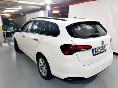 Fiat Tipo Station Wagon 2020 - 10990 EUR, 110261 km - AUTO.MOTO.pt - 110261km - foto 4 de 17