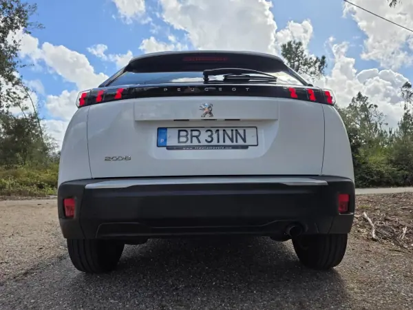 Peugeot 2008 2020 - 14900 EUR, 88064 km - 88064km - foto 51 de 56